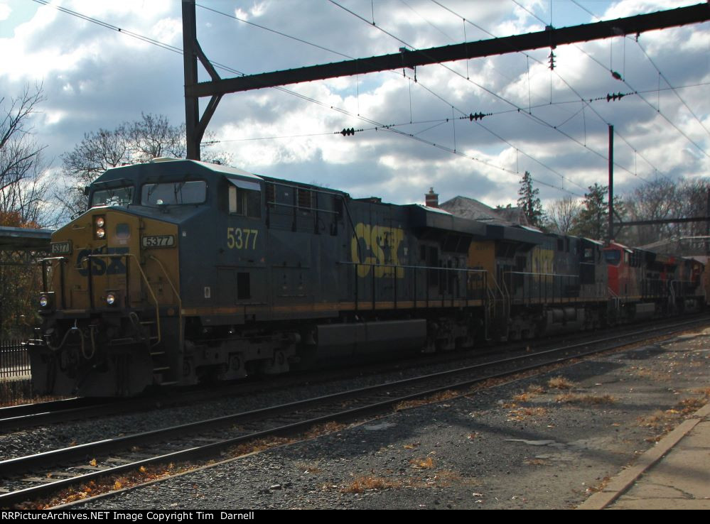 CSX 5377 leads Q422